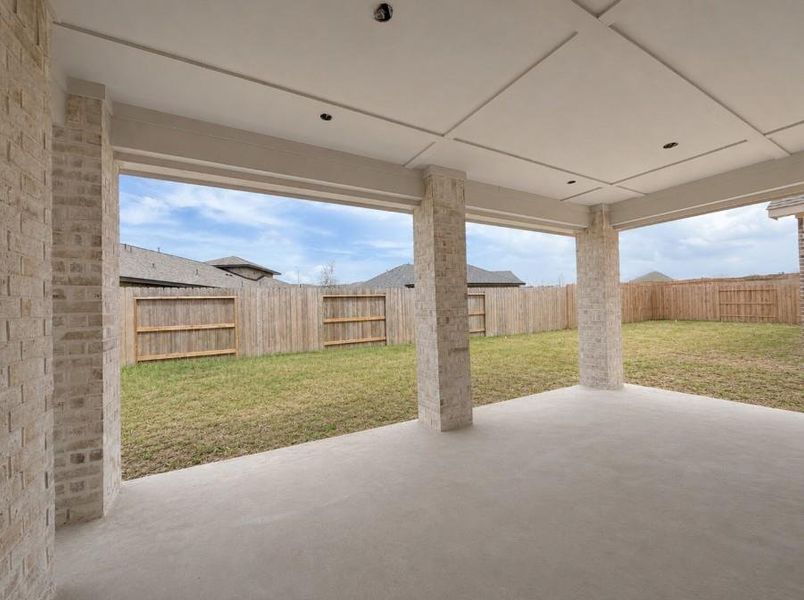 Exterior details and patio area of a home in Escondido, Magnolia (Image 3).