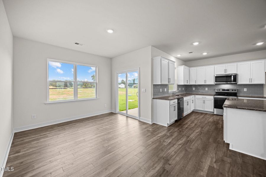 11-web-or-mls-BLS_0024