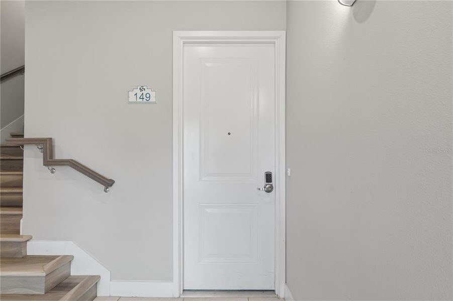 Spacious, unfurnished interior of a new home in , Reunion (Image 19). Spacious, unfurnished interior of a new home in , Reunion (Image 19).