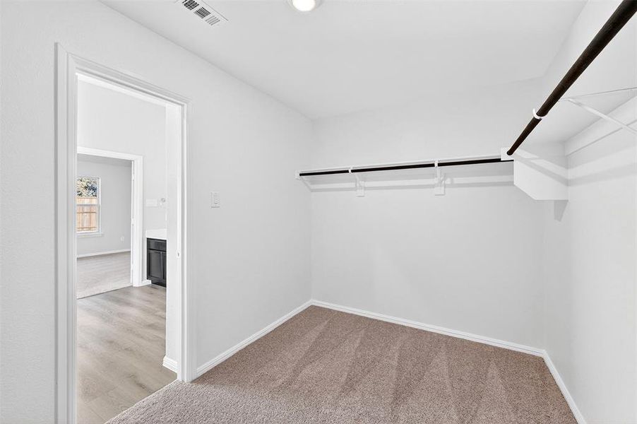 Spacious, unfurnished interior of a new home in Kings Way, Denton (Image 28).
