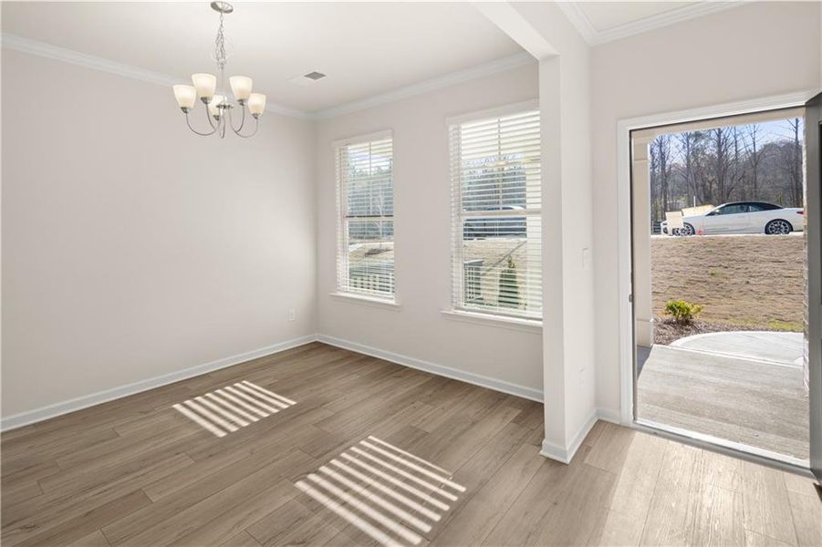 Spacious, unfurnished interior of a new home in Cascade Ridge at Niskey Lake, Atlanta (Image 14).