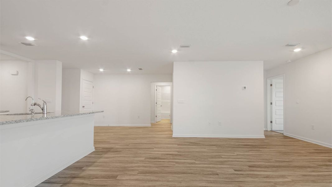 Spacious, unfurnished interior of a new home in Sunny Hills, Chipley (Image 16). Spacious, unfurnished interior of a new home in Sunny Hills, Chipley (Image 16).