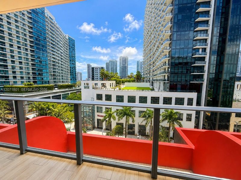 Condo located in Miami, FL showcasing its design and architecture (Image 12). Condo located in Miami, FL showcasing its design and architecture (Image 12).