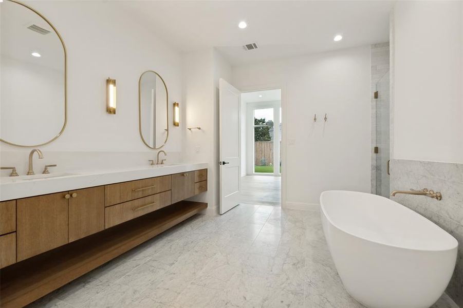 Furnished interior view inside a new home in , Dallas (Image 12).