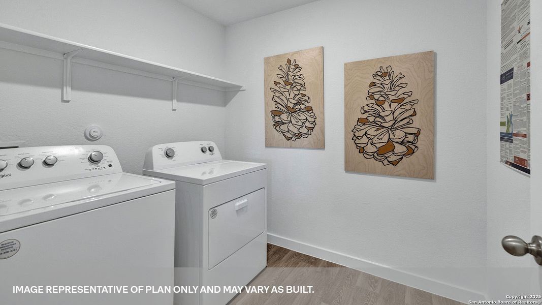 Close-up of interior finishes inside a home in Sonoma Oaks, Fredericksburg (Image 20).
