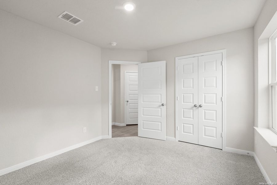 Spacious, unfurnished interior of a new home in Swenson Heights, Seguin (Image 26).