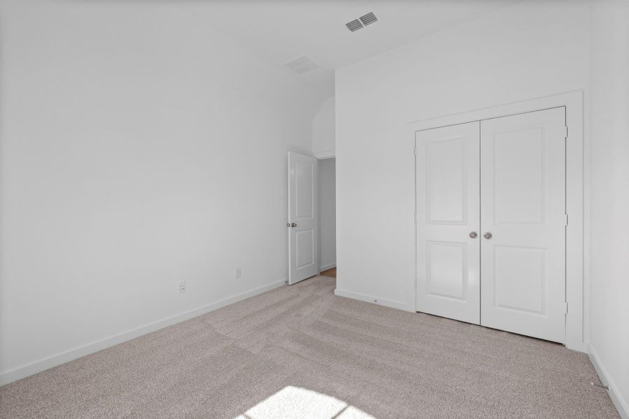 Spacious, unfurnished interior of a new home in , Missouri City (Image 28).