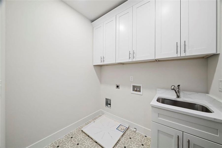 Furnished interior view inside a new home in , Atlanta (Image 11). Furnished interior view inside a new home in , Atlanta (Image 11).