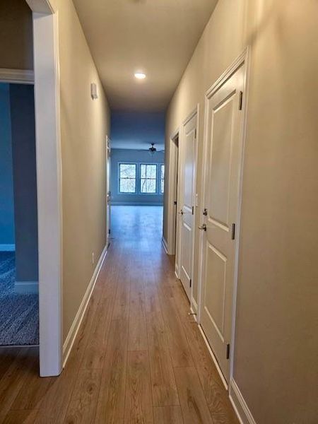 Spacious, unfurnished interior of a new home in , Waleska (Image 10).