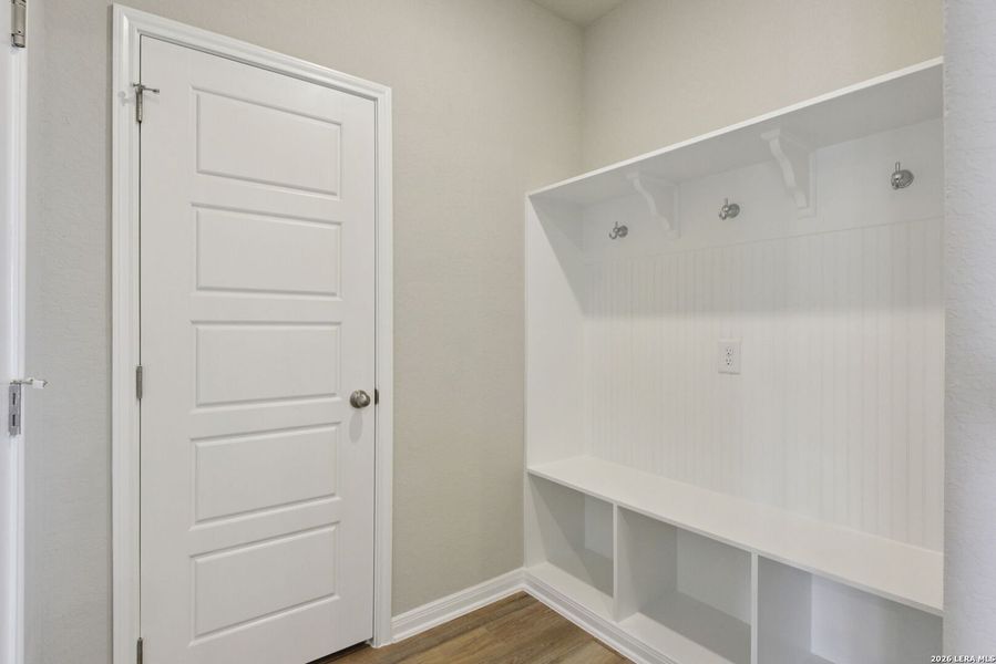 Spacious, unfurnished interior of a new home in Sagebrooke - Premier Series, San Antonio (Image 24).