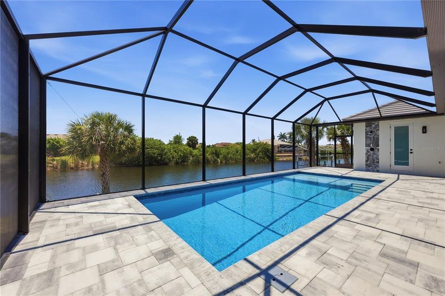 Exterior details and patio area of a home in , Port Charlotte (Image 23).
