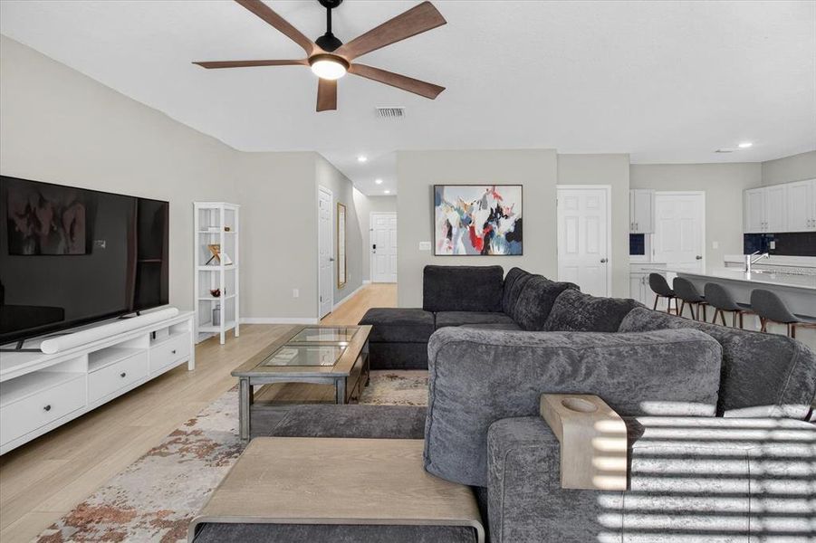 Furnished interior view inside a new home in Pasadena Point, Wesley Chapel (Image 5). Furnished interior view inside a new home in Pasadena Point, Wesley Chapel (Image 5).