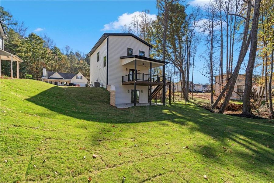 Exterior details and patio area of a home in , Villa Rica (Image 4).