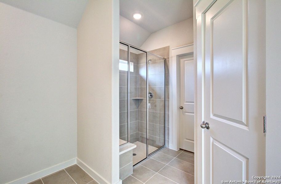 Furnished interior view inside a new home in Cloud Country, New Braunfels (Image 8).