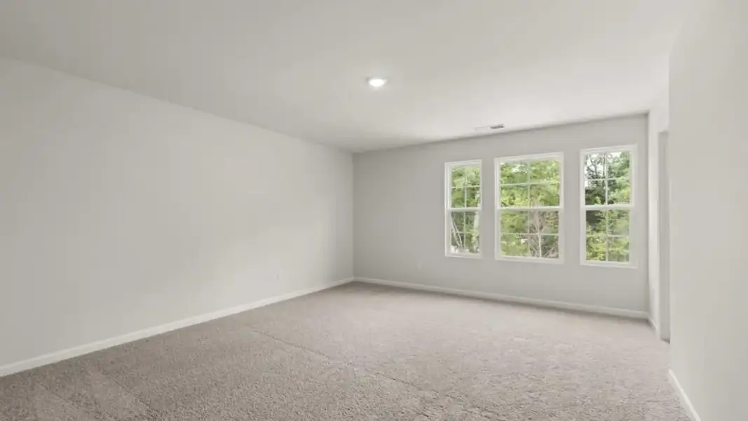 Spacious, unfurnished interior of a new home in , South Fulton (Image 19).