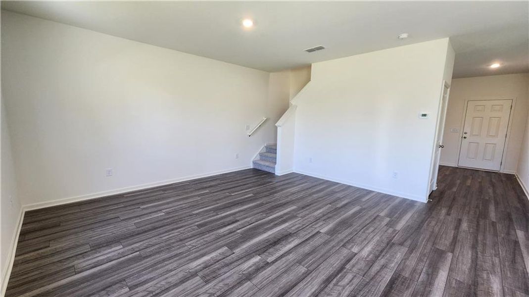 Spacious, unfurnished interior of a new home in Casteel, Bethlehem (Image 11).