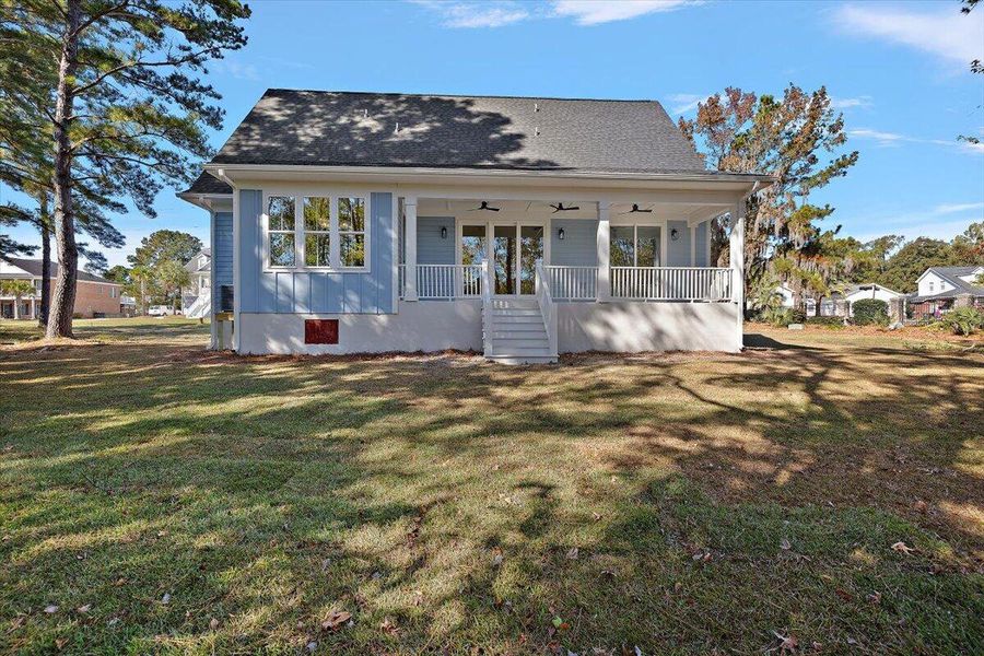Exterior details and patio area of a home in , Hanahan (Image 21).