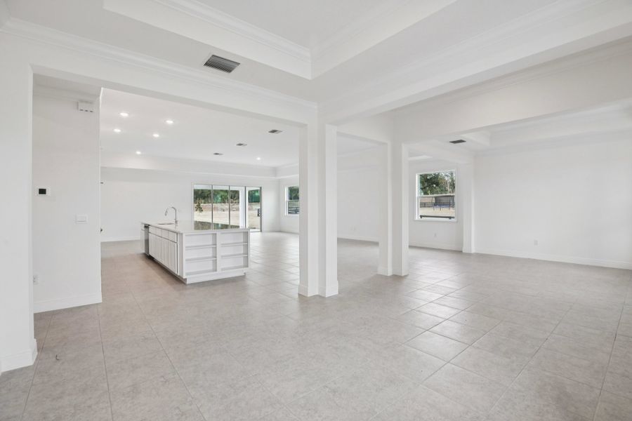 Representative unfurnished interior of a home built from the Sierra by Maronda Homes in Marion Oaks, Ocala (Image 19).