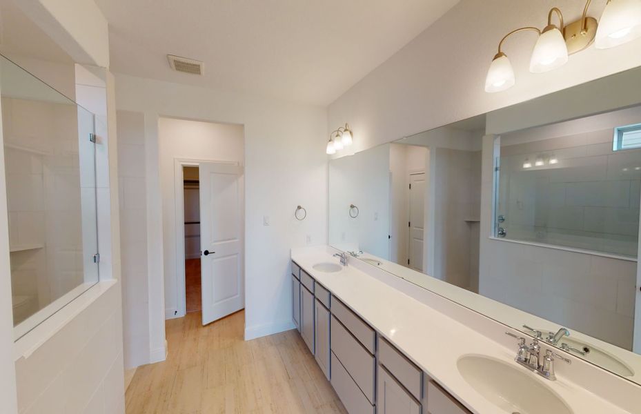 Owner's Bath Owner's Bath