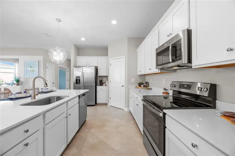 Furnished interior view inside a new home in Lennar at Turnleaf, Punta Gorda (Image 4).