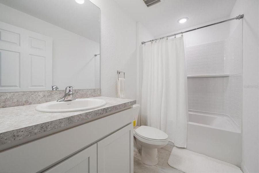 Furnished interior view inside a new home in , Port Charlotte (Image 14).