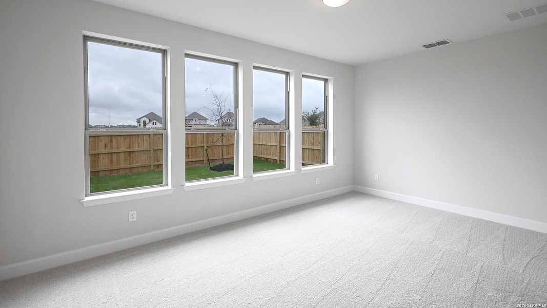 Spacious, unfurnished interior of a new home in The Parklands, Schertz (Image 23).