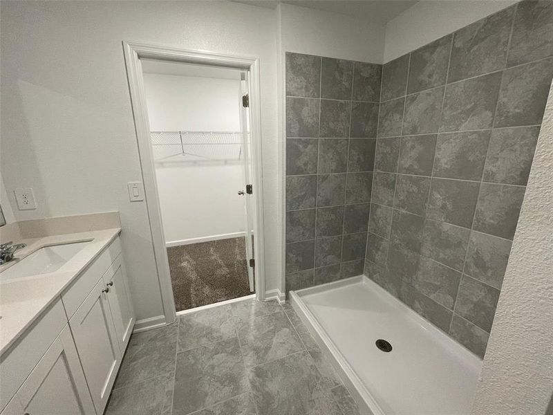 Furnished interior view inside a new home in Lawson Dunes, Haines City (Image 12).