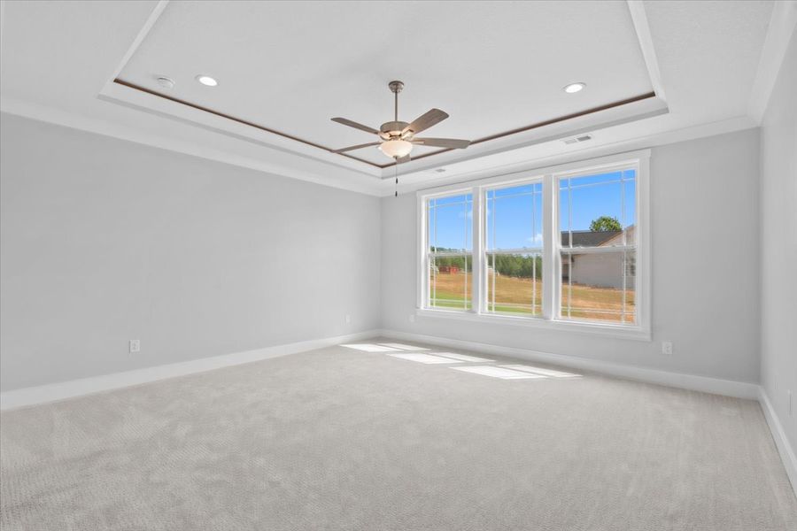 Representative unfurnished interior of a home built from the Hartford Elite by Enchanted Homes in Pointe Summit, Slater-Marietta (Image 35).