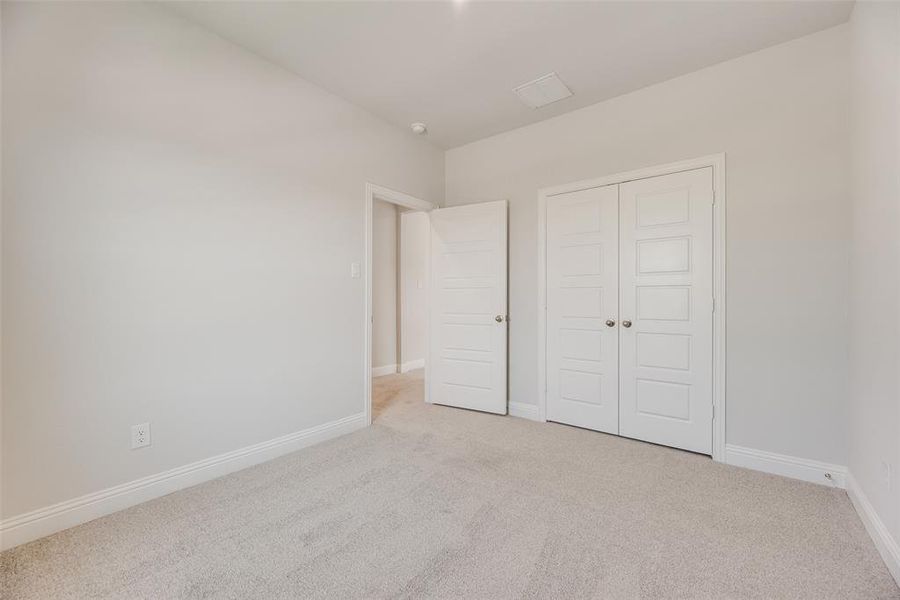 Spacious, unfurnished interior of a new home in Arbors at Legacy Hills, Celina (Image 24).