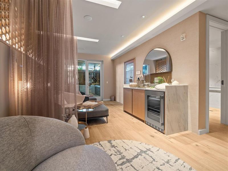 Furnished interior view inside a new home in , Clearwater (Image 41).