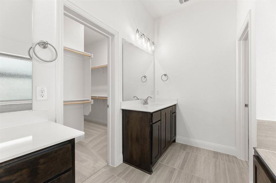 Furnished interior view inside a new home in Vista Point - Phase 1, Grandview (Image 14).