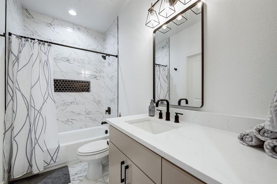 Furnished interior view inside a new home in , Granbury (Image 26). Furnished interior view inside a new home in , Granbury (Image 26).