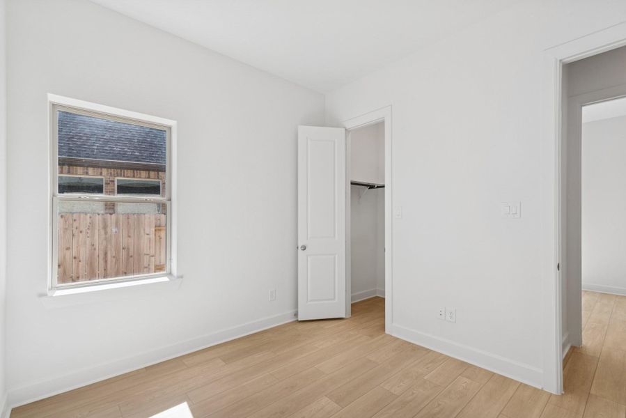 Spacious, unfurnished interior of a new home in ARTAVIA 45' Homesites, Conroe (Image 20).