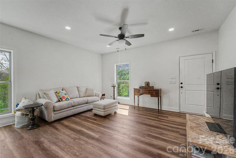 Furnished interior view inside a new home in , Waynesville (Image 9).