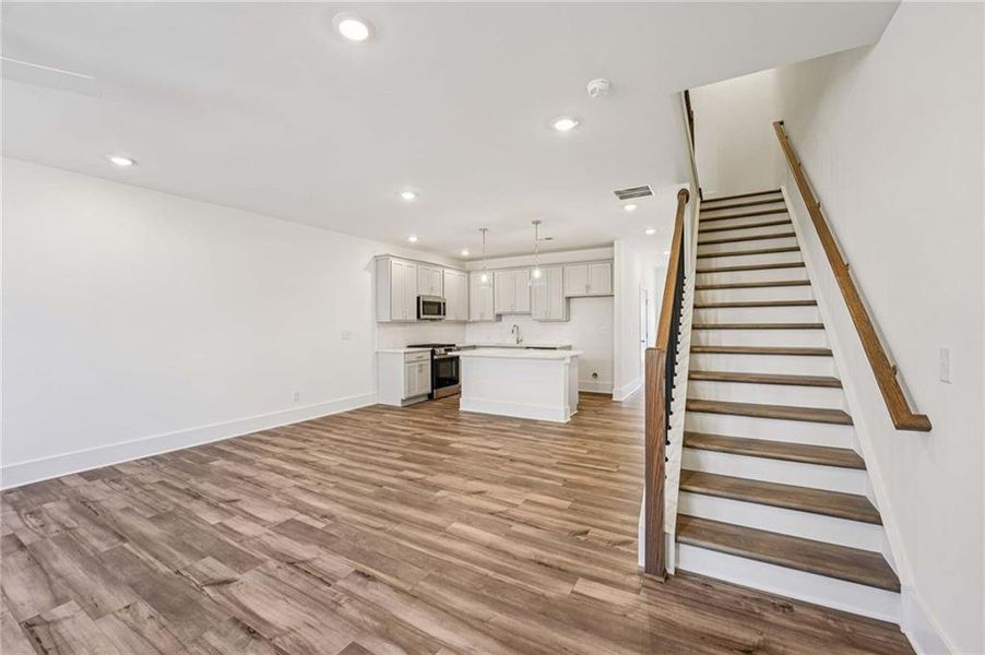 Spacious, unfurnished interior of a new home in Park Vue, Atlanta (Image 16). Spacious, unfurnished interior of a new home in Park Vue, Atlanta (Image 16).
