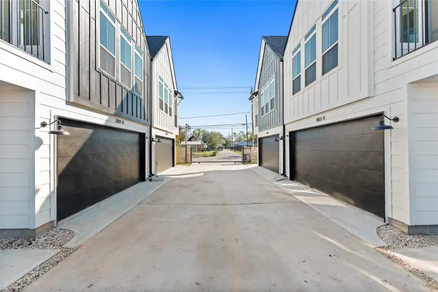 Welcome to Jensen Villas: a beautiful community of 12 stunning, stand-alone 2-story homes in a private gated community.
