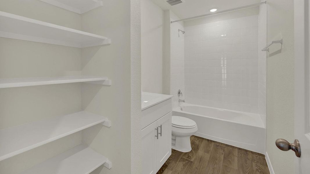 Furnished interior view inside a new home in Paramount, Kyle (Image 8).