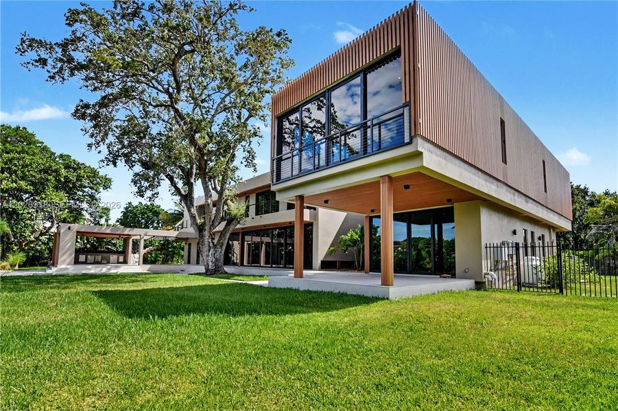 Image 35 of a home in .