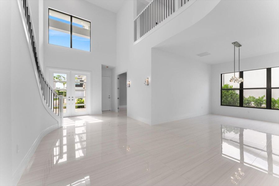 Spacious, unfurnished interior of a new home in , Boca Raton (Image 20). Spacious, unfurnished interior of a new home in , Boca Raton (Image 20).