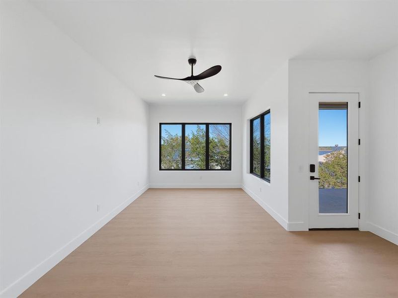 Spacious, unfurnished interior of a new home in , Graford (Image 22).