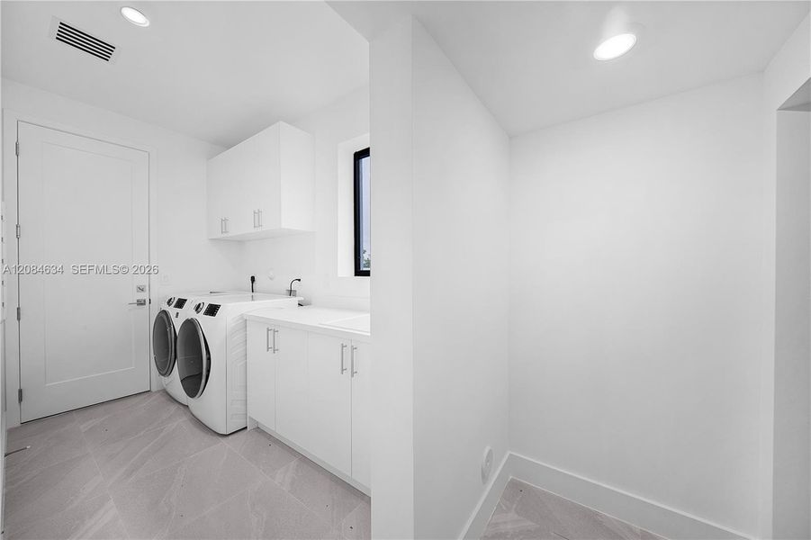 Furnished interior view inside a new home in , Miami (Image 5).