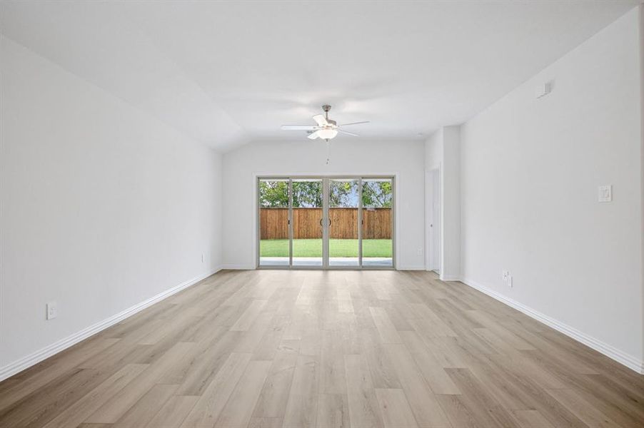 Photo is not of the actual home, but is an inspirational photo of builder’s model home and may depict options, furnishings, and/or decorator features that are not included. Photo is not of the actual home, but is an inspirational photo of builder’s model home and may depict options, furnishings, and/or decorator features that are not included.