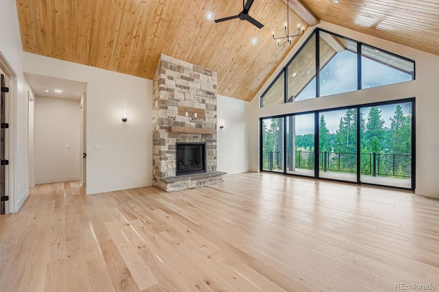 Image 33 of a home in . Image 33 of a home in .