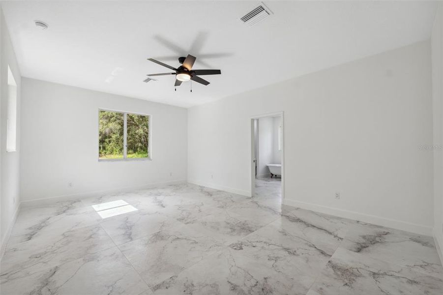 Spacious, unfurnished interior of a new home in , Brooksville (Image 21).