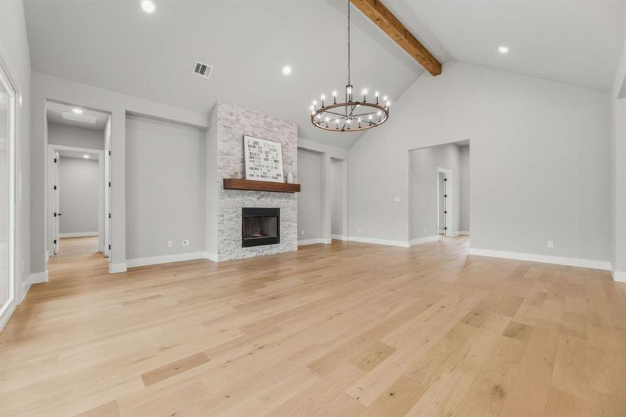 Spacious, unfurnished interior of a new home in Capitol Hill, Anna (Image 31).