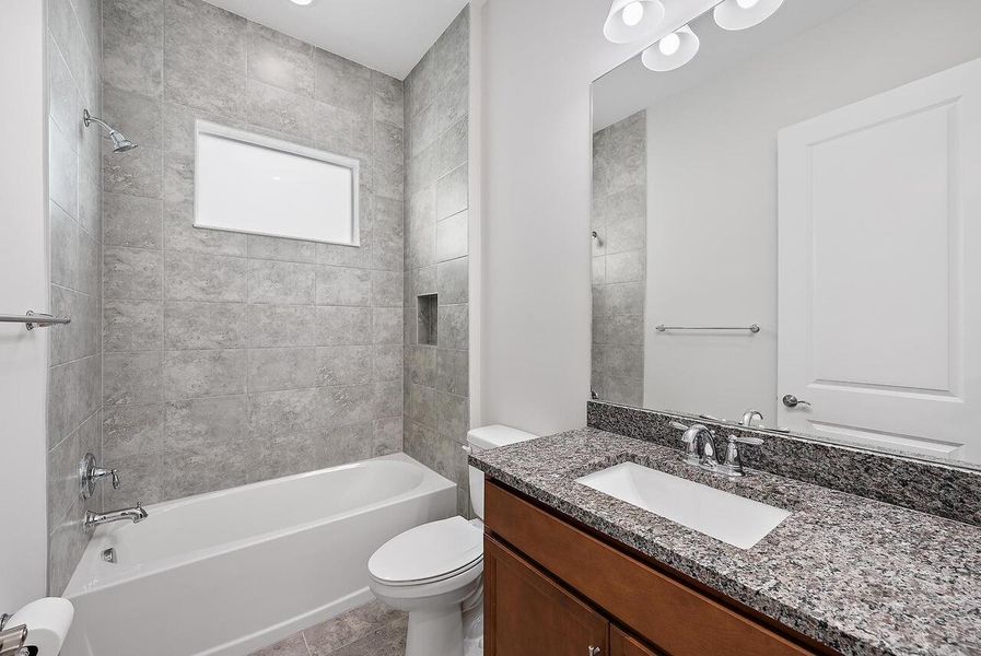 Furnished interior view inside a new home in Westlake, Westlake (Image 4).