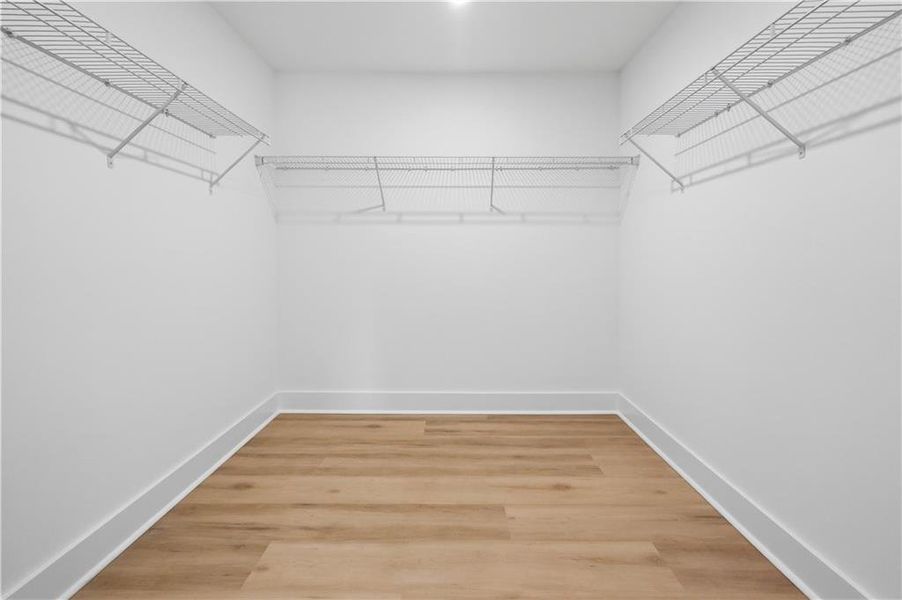 Spacious, unfurnished interior of a new home in , Atlanta (Image 23).