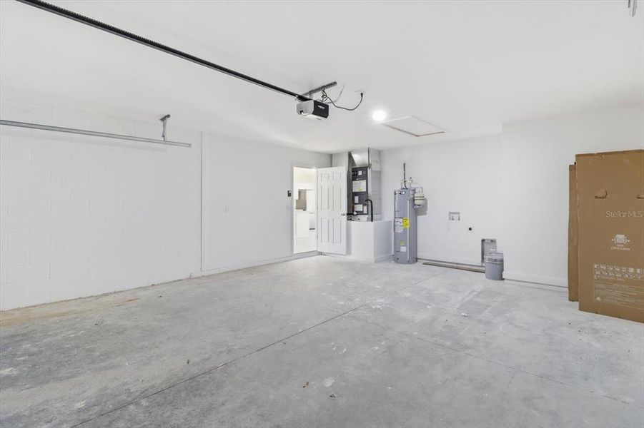 Image 37 of a home in .