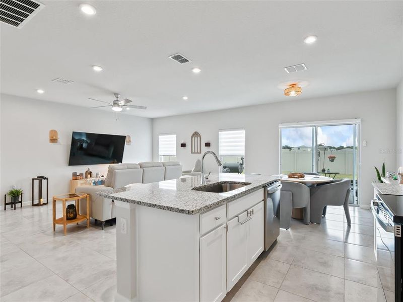 Furnished interior view inside a new home in , Sumterville (Image 19).