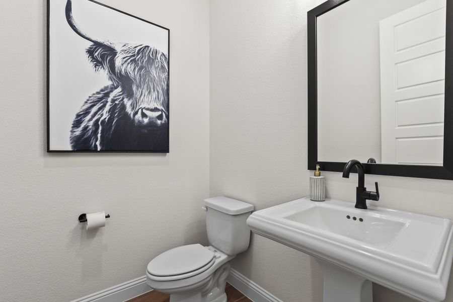 Representative furnished interior of a home built from the Laney by Cambridge Homes in Ribbonwood, Aubrey (Image 23).
